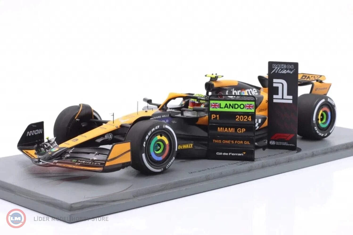 1:18 Spark McLaren MCL38 #4 Lando Norris 2024 - Formula 1