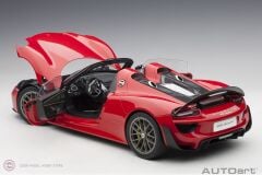 1:12 Autoart 2013 Porsche 918 Spyder Weissach Package (Guards Red)