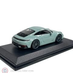 1:64 Minichamps 2025 Porsche  911 992.2 Carrera GTS