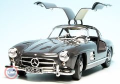 1:18 1955 Mercedes Benz 300 SL Gullwing (W198)