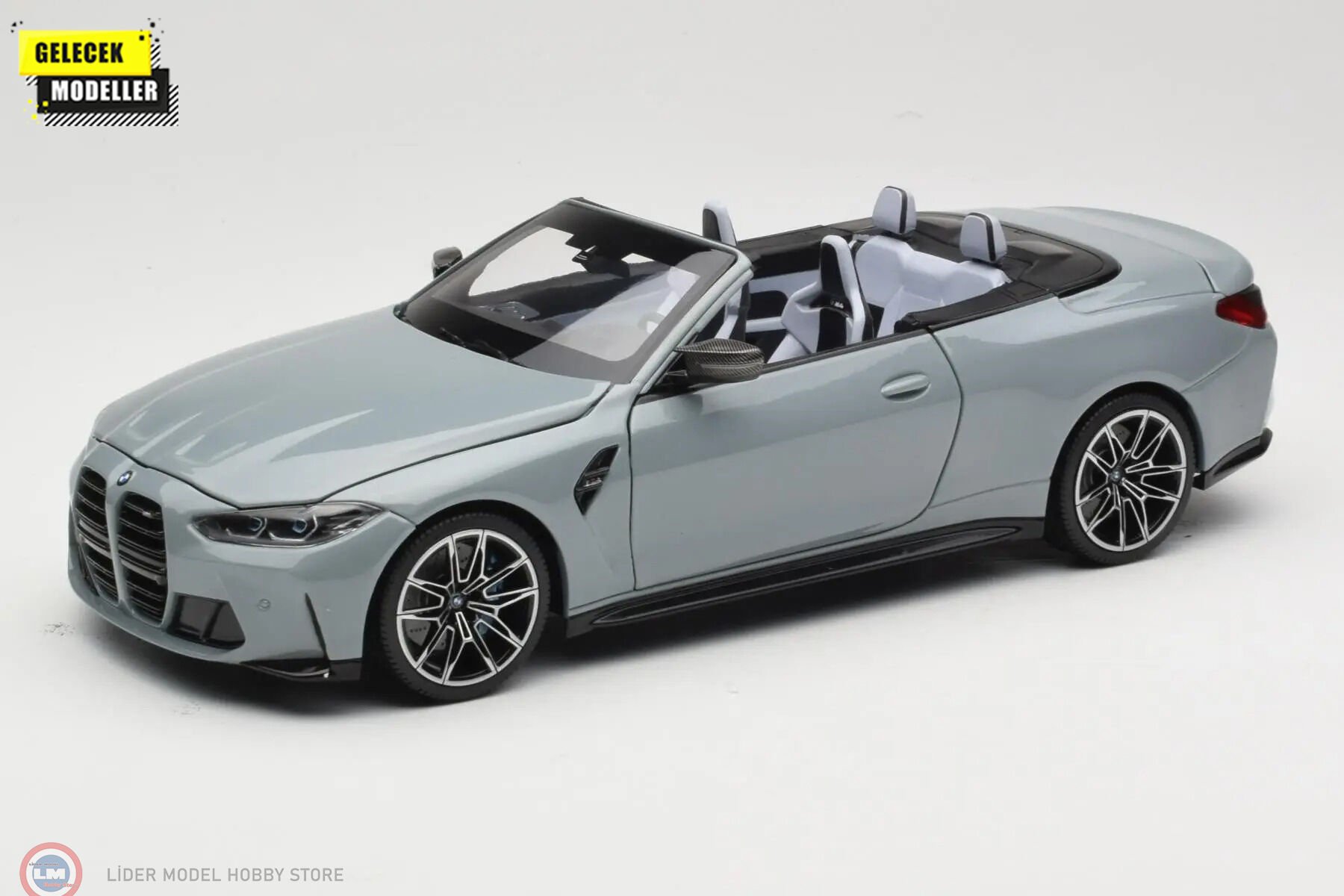 1:18 Minichamps 2020 BMW M4 Cabriolet Grey