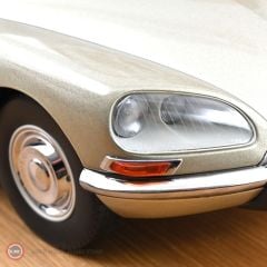 1:12 Norev 1973 Citroen DS23 Pallas | ÖN SİPARİŞ