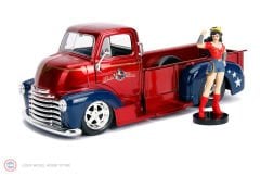1:24 Jada 1952 Chevrolet COE Pickup Wonder Woman including Wonder Woman figure