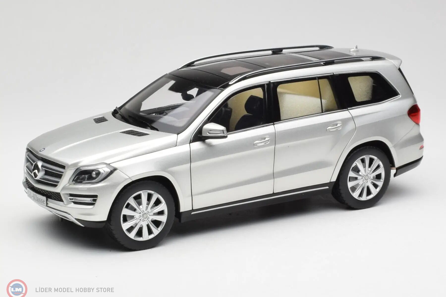 1:18 Norev 2013 Mercedes Benz GL500 X166 Iridium Silver Metallic
