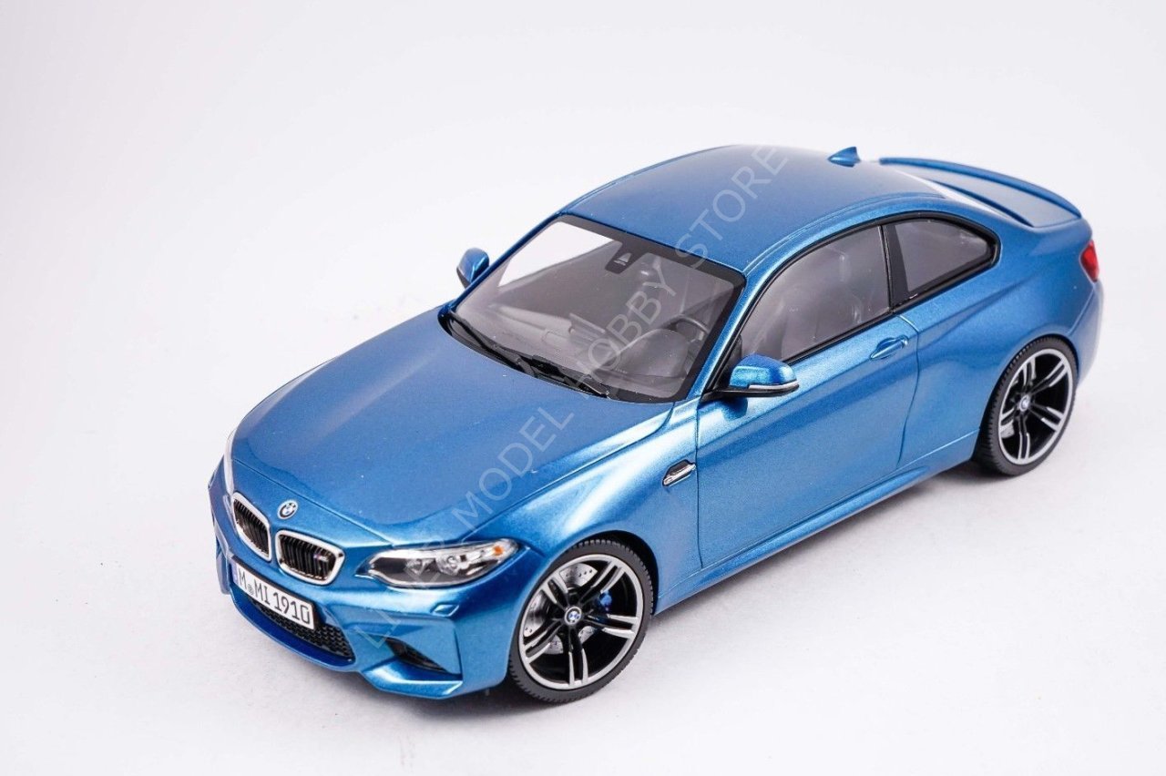 1:18 2016 BMW M2 Coupe