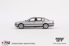 1:64 Mini GT 2024 BMW  750IL Aspen