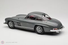 1:12 Norev 1954 Mercedes Benz 300 SL Gullwing