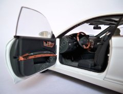 1:18 2006 Mercedes Benz CL Class Coupe