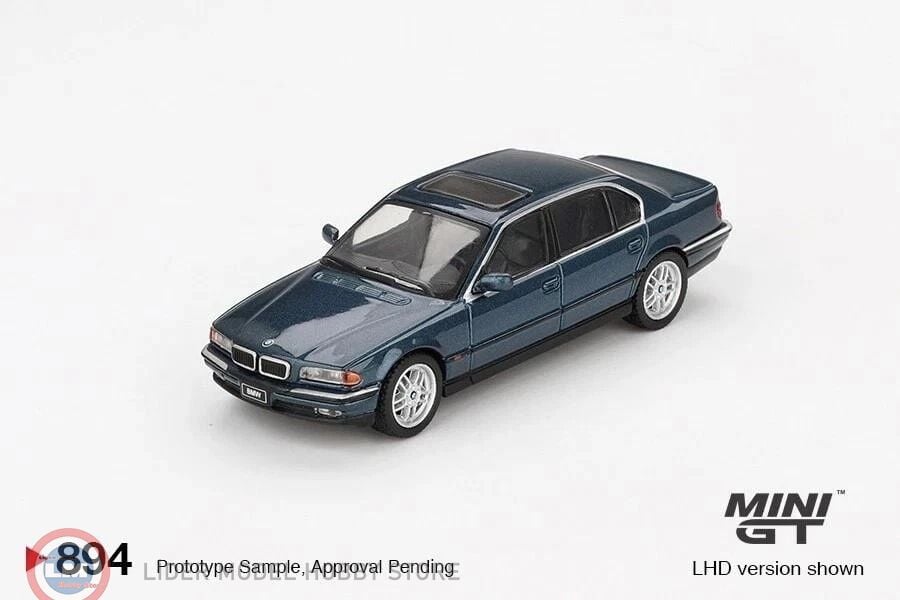 1:64 Mini GT BMW 750IL