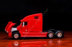 1:32 2005 Freightliner Columbia