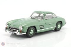 1:18 1955 Mercedes Benz 300 SL Coupe Gullwing W198