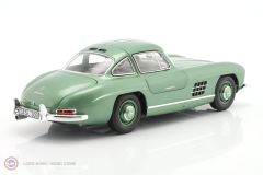 1:18 1955 Mercedes Benz 300 SL Coupe Gullwing W198