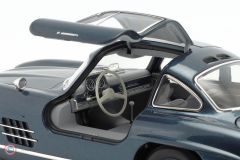 1:18 1955 Mercedes Benz 300 SL Coupe Gullwing W198