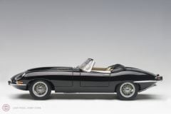 1:18 1961  Jaguar E-Type Roadster Series I 3.8