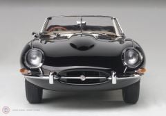1:18 1961  Jaguar E-Type Roadster Series I 3.8
