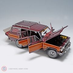 1:18 Jeep GRAND WAGONEER 1989 - Bordeaux-Cherry & Wood Panels