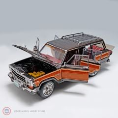 1:18 Jeep GRAND WAGONEER 1989 - Bordeaux-Cherry & Wood Panels
