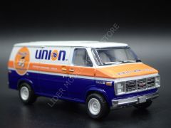 1:64 1987 GMC Vandura 2500 Union 76 Minute Man