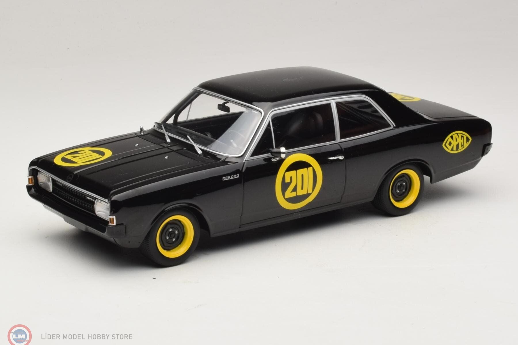 1:18 MCG 1967 Opel Rekord C #201 - Schwarze Witwe