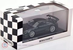 1:43 Minichamps 2018 Porsche 911 (991 II) GT2 RS Weissach Package - British racing