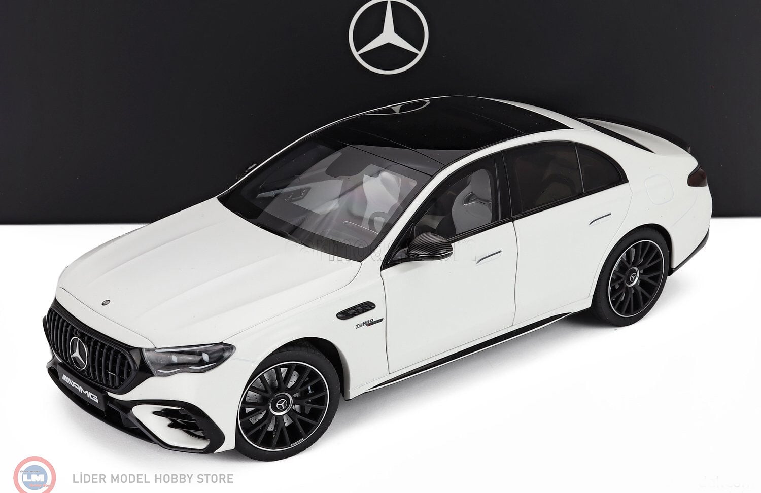 1:18 NZG 2025 Mercedes Benz E Class E35 AMG W214