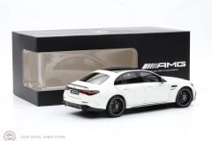 1:18 NZG 2025 Mercedes Benz E Class E35 AMG W214