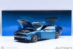 1:18 Autoart Dodge Challenger SRT Superstock 2023 (Frostbite)