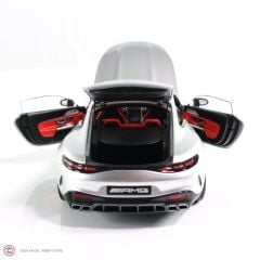 1:18 Mercedes-AMG GT63 (C192) 2024 - Hightech Silver