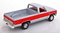 1:18 Greenlight 1984 GMC K-2500 Sierra Grande Wideside