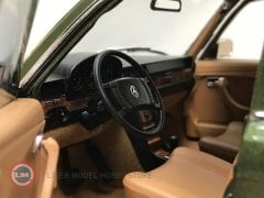 1:18 1976 Mercedes Benz 450 sel 6.9