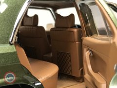 1:18 1976 Mercedes Benz 450 sel 6.9