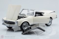 1:18 1963 Mercedes Benz 230 SL W113 HardTop Pagoda