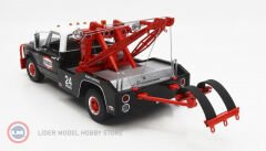 1:18 1970 Chevrolet C-30 Dually Wrecker - Texaco 24 Hour Road Service