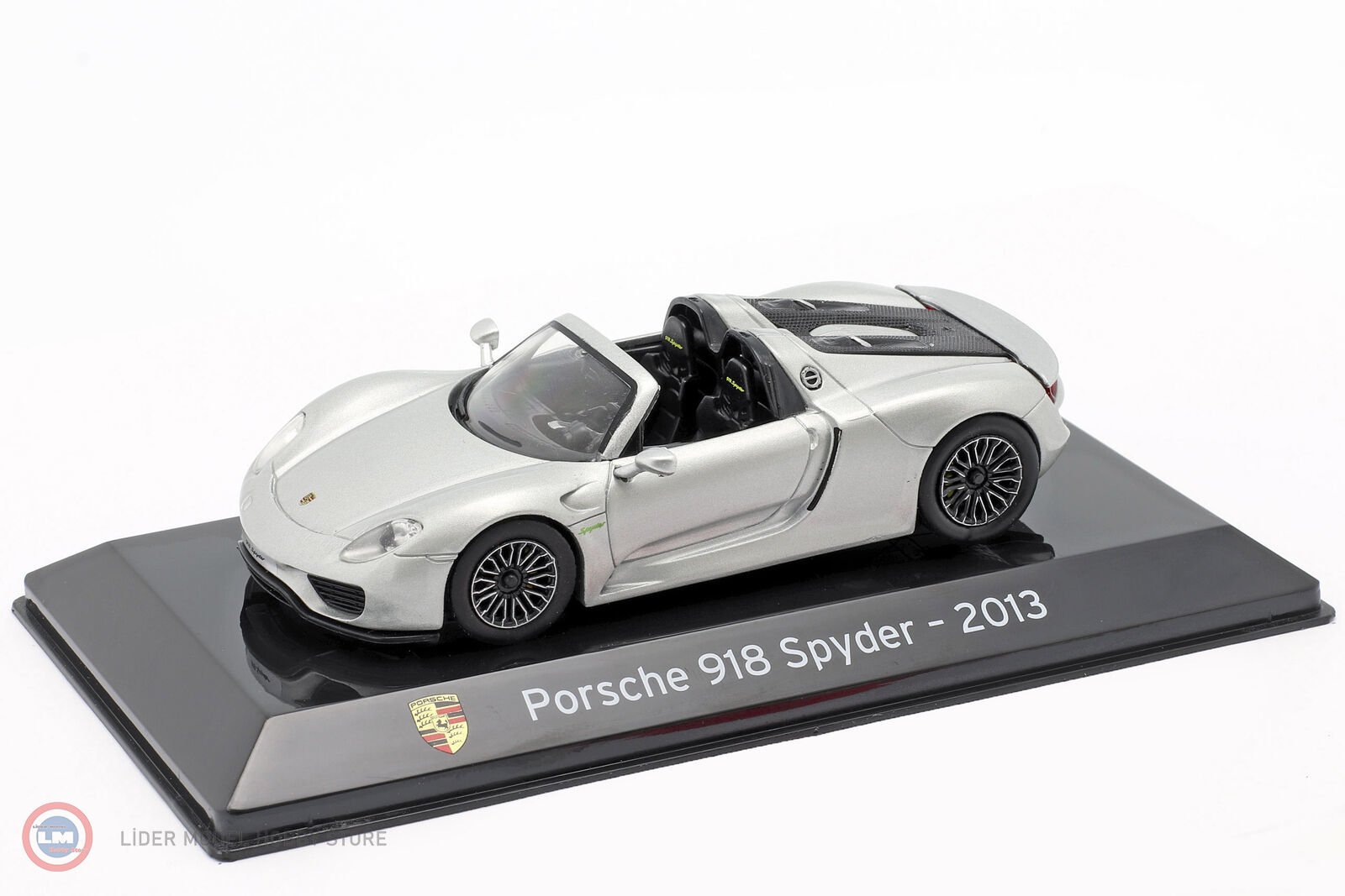 1:43 2013 Porsche 918 Spyder
