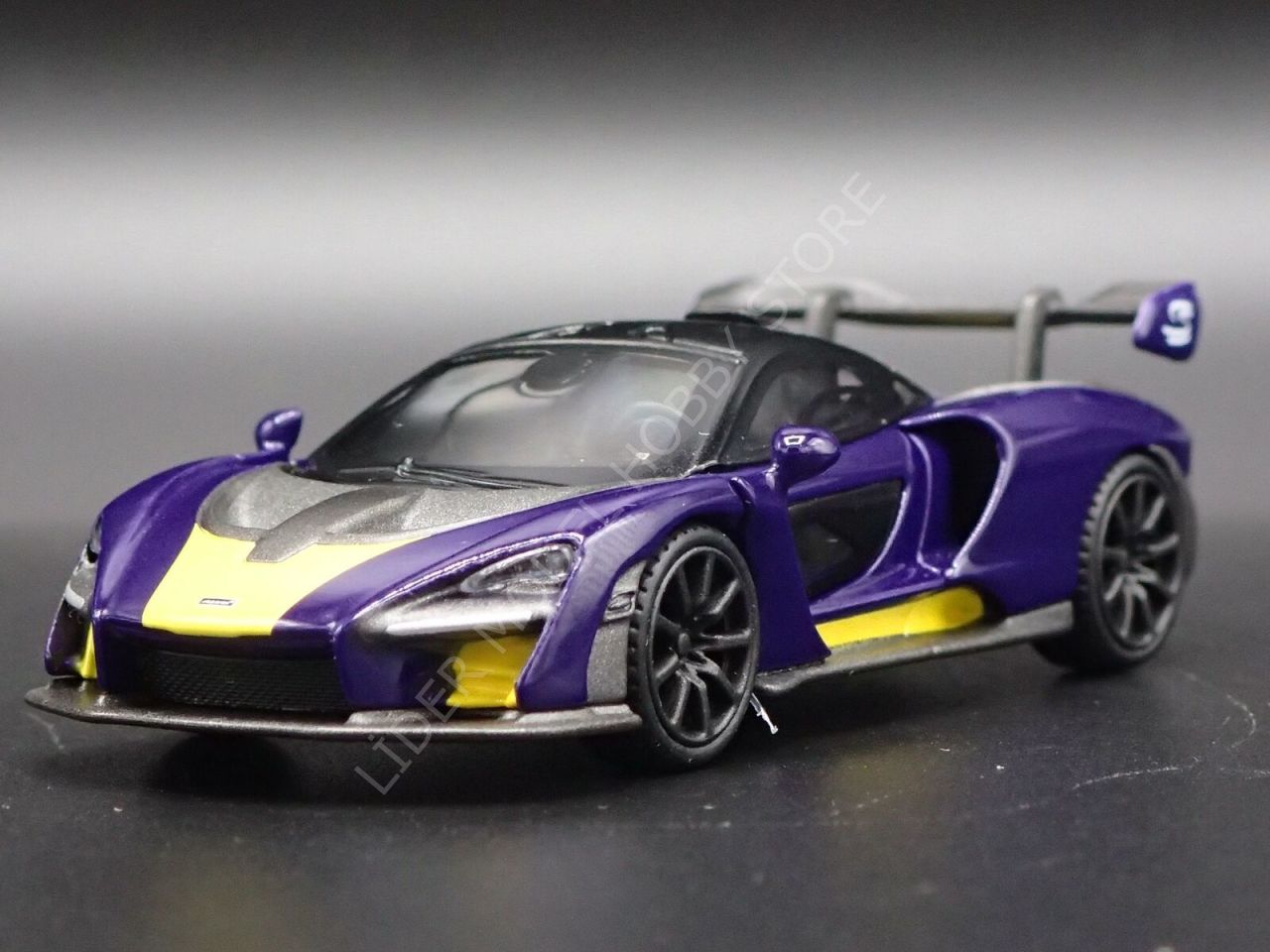 1:64 Mclaren Senna
