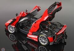 1:18 BBR Ferrari FXX-K EVO ROSSO CORSA # 18