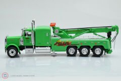 1:43 1976 Peterbilt 359 Wrecker