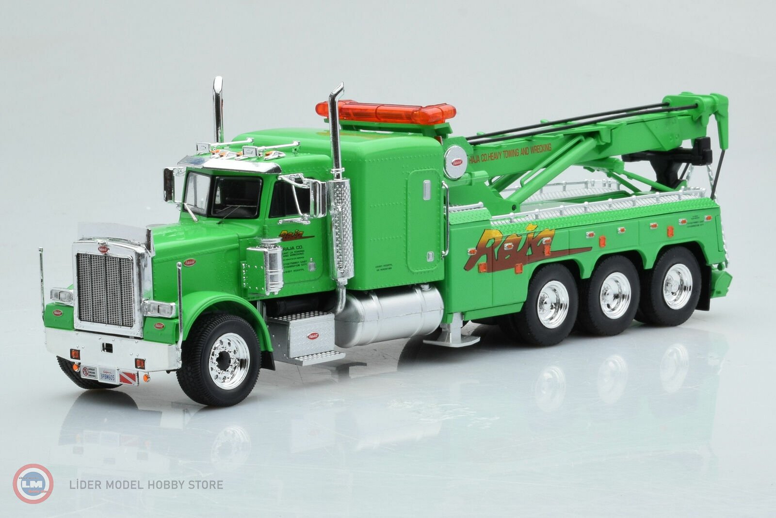 1:43 1976 Peterbilt 359 Wrecker