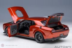 1:18 Autoart 2022 Dodge Challenger RT SCAT PACK SHAKER WIDEBODY 71773 - (Sinamon Stick)