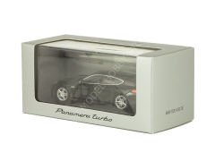 1:43 2013 Porsche Panamera Turbo