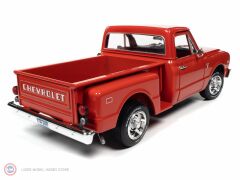 1:18 1968 Chevrolet C10 Pickup Sidestep