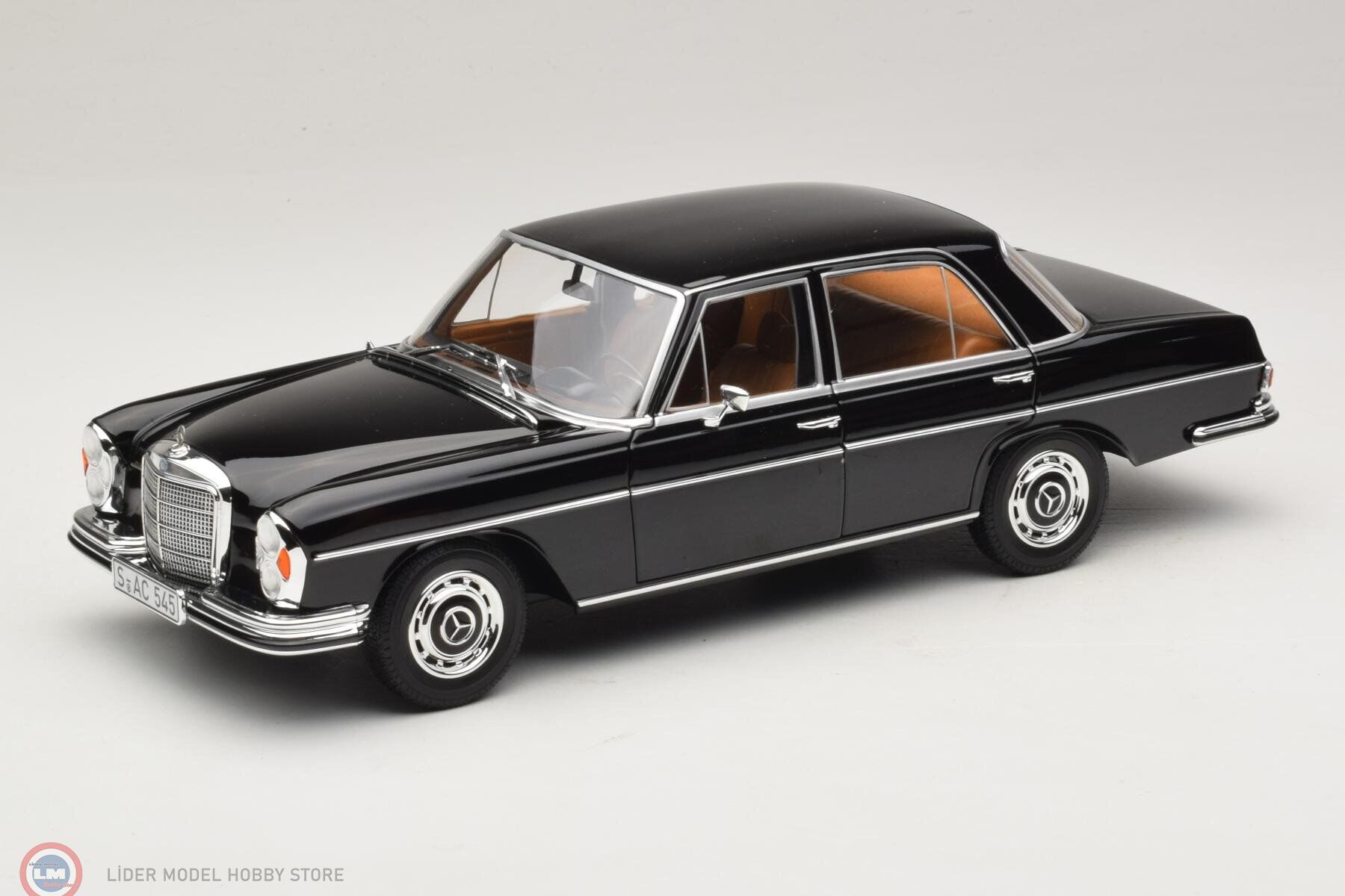 1:18 Norev 1968 Mercedes Benz 280 SE W108