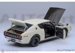 1:18 Autoart 1973 Nissan SKYLINE 2000 GT-R