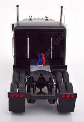 1:18 1967 Peterbilt 359