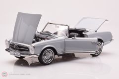 1:18 1963 Mercedes Benz 230SL W113