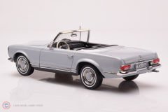 1:18 1963 Mercedes Benz 230SL W113