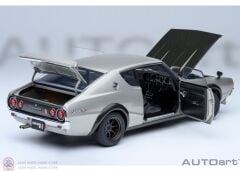1:18 Autoart 1973 Nissan SKYLINE 2000 GT-R