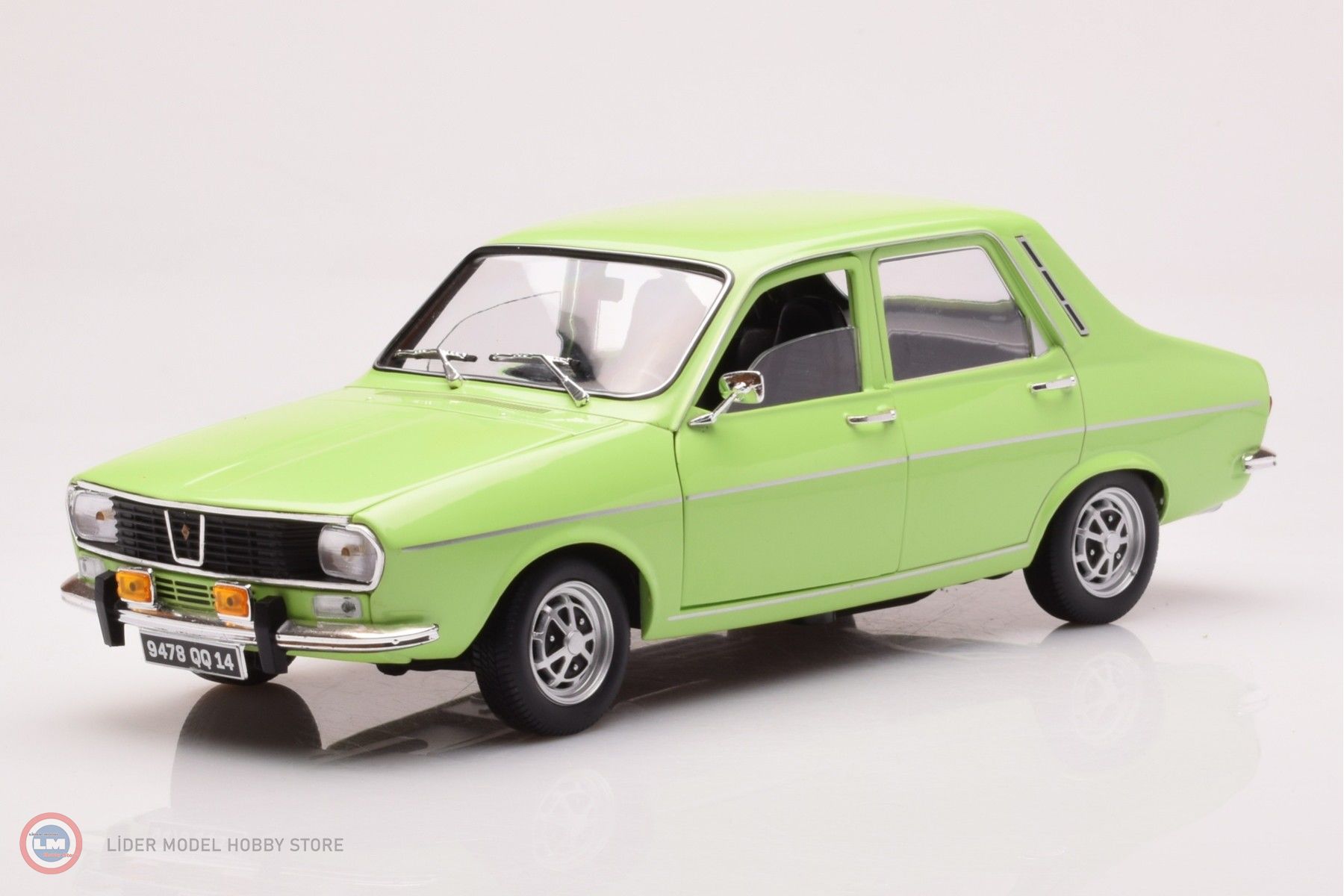 1:18 Norev 1973 Renault 12 TS Light Green
