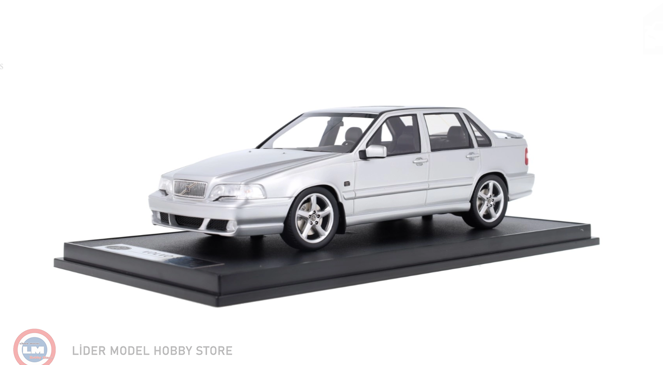 1:18 RadScale 1998 Volvo S70R