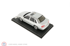 1:18 RadScale 1998 Volvo S70R